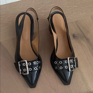 NWOT GANNI 30mm buckled studded black slingback pumps